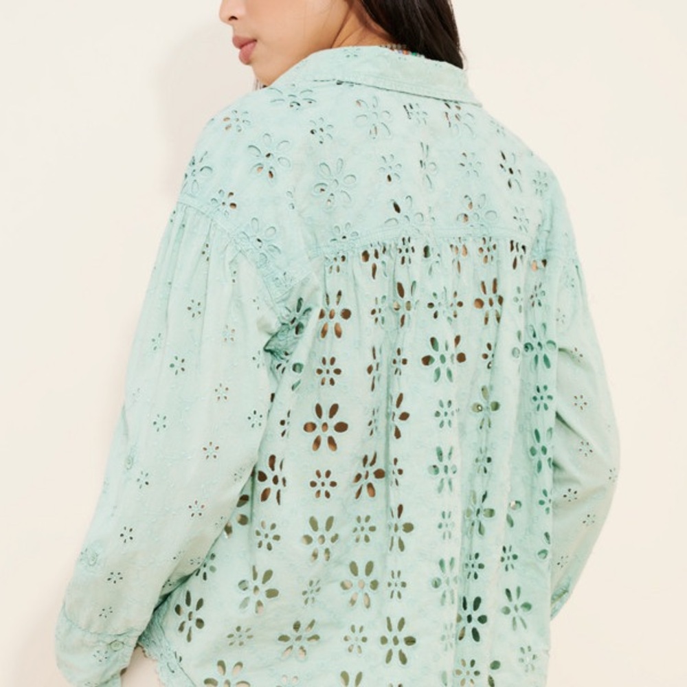 NWOT We The Free Light Green Eyelet Button-Down Shirt - Picture 3 of 8